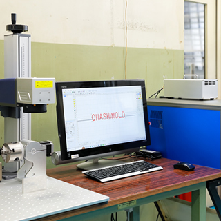 レーザーマーカー